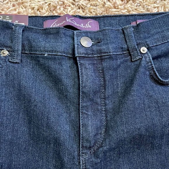 NEW Gloria Vanderbilt Women's Amanda Stretch Denim Jeans, Size 8 - Picture 3 of 12